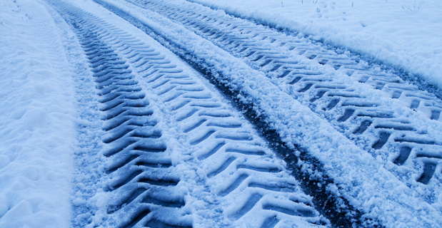 SNOW TYRES